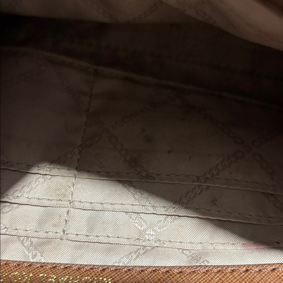 Michael Kors Brown Leather crossbody bag - Picture 7 of 10
